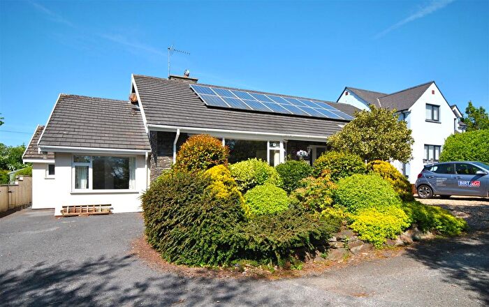 4 Bedroom Bungalow To Rent In Rowston Drive, New Hedges, Tenby, SA70