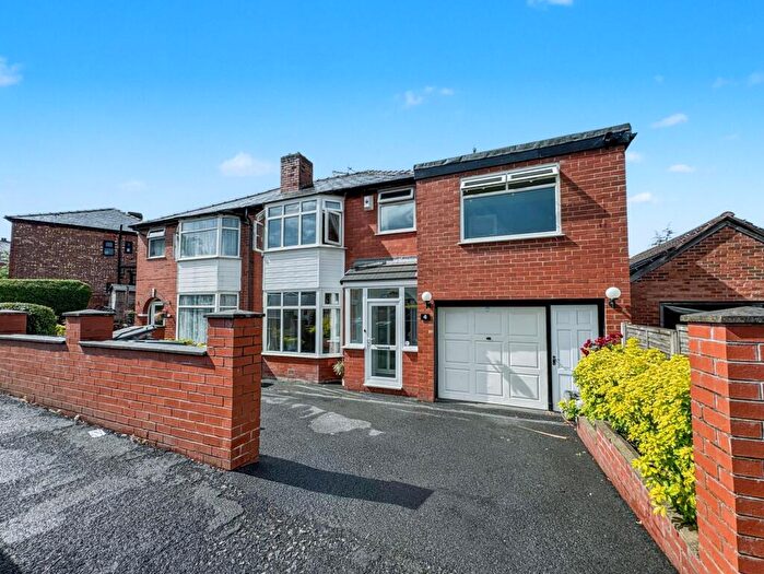 4 Bedroom Semi-Detached House For Sale In Shelley Road, Prestwich, M25
