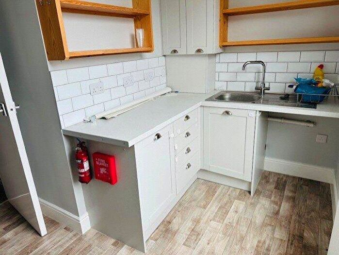 2 Bedroom Flat To Rent In Westgate Bay Avenue, Westgate-on-Sea, Kent, CT8