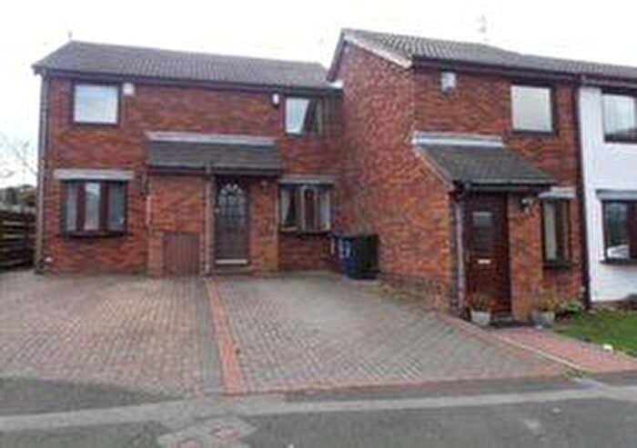 2 Bedroom End Of Terrace House To Rent In Stuart Court, Newcastle Upon Tyne, NE3