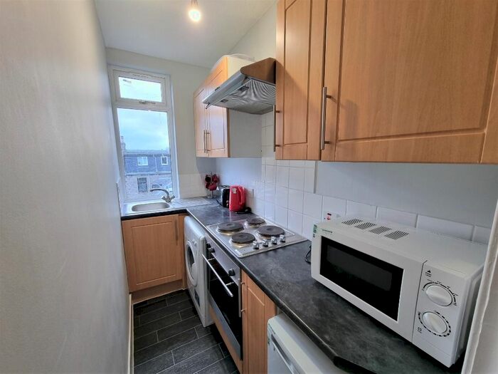 1 Bedroom Flat To Rent In Claremont Place, West End, Aberdeen, AB10
