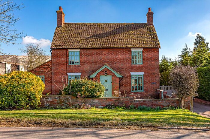 4 Bedroom Detached House For Sale In Sunderland Hill, Ravensden, Bedford, Bedfordshire, MK44