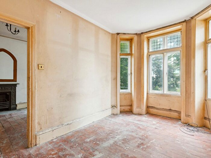 1 Bedroom Flat For Sale In Addison Bridge Place, London, W14