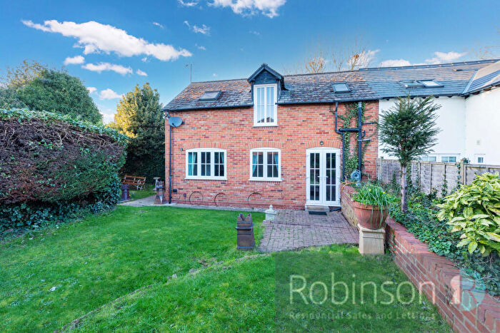 2 Bedroom Cottage To Rent In The Coach House, Bath Road, Maidenhead, SL6