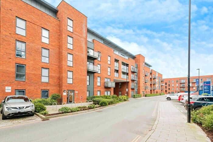 1 Bedroom Flat For Sale In John Thornycroft Road, SO19