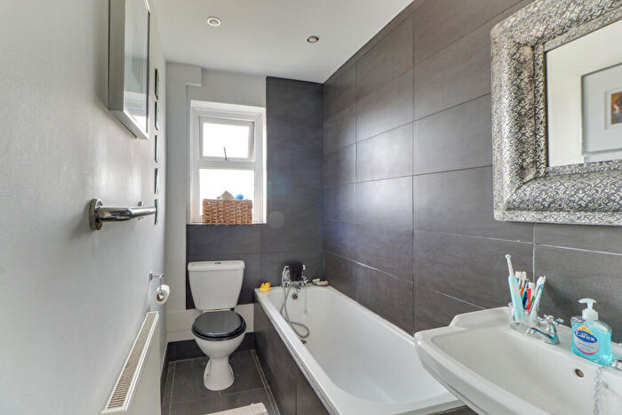 4 Bedroom Town House For Sale In Hester Road, Southsea, PO4
