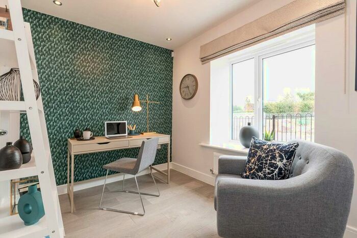 5 Bedroom Detached House For Sale In Ockham Road North, East Horsley, Surrey, KT24