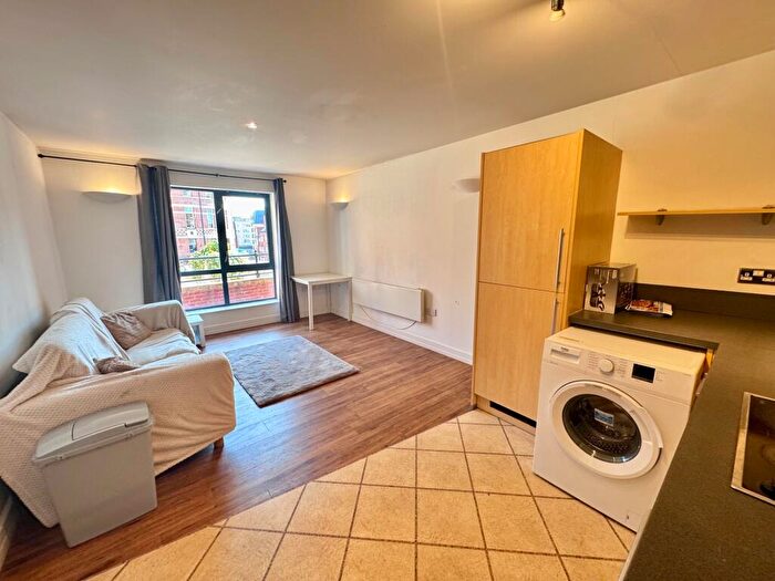 2 Bedroom Apartment To Rent In The Arena, City Centre, NG1