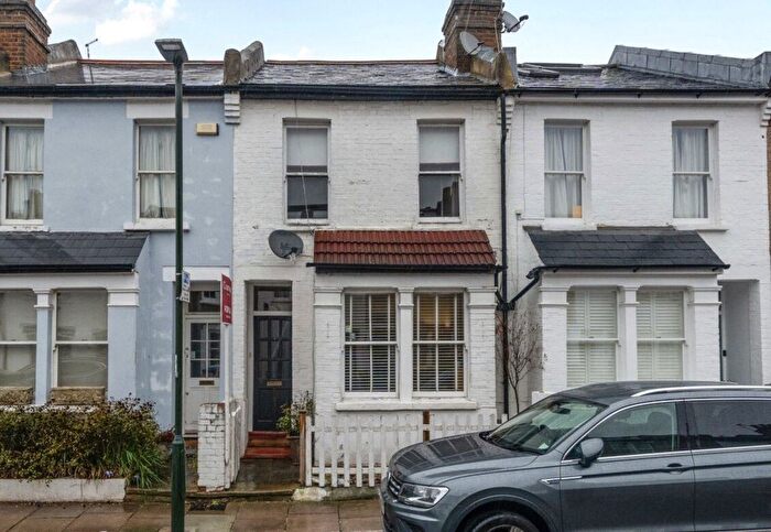 2 Bedroom Terraced House For Sale In York Road, Teddington, TW11
