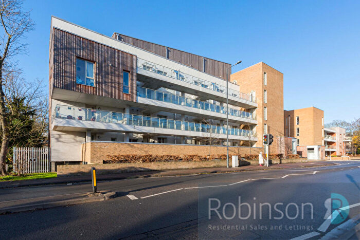 2 Bedroom Flat For Sale In Flat, Lea House Kidwells Close, Maidenhead, Berkshire, SL6