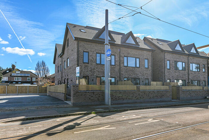 3 Bedroom Town House For Sale In Fletcher Road, Beeston, Nottingham, NG9