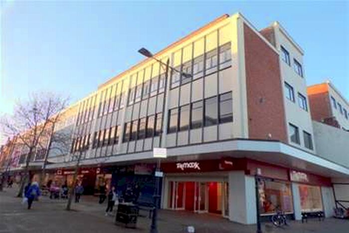 1 Bedroom Flat To Rent In Market Court, Oliver Street, Birkenhead, CH41