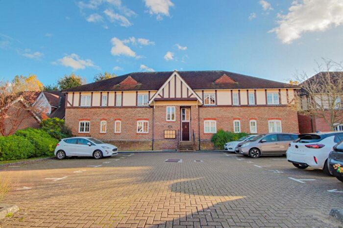2 Bedroom Apartment For Sale In Lower Village, Haywards Heath, RH16