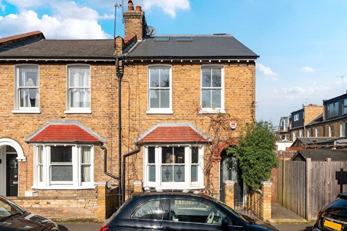3 Bedroom End Terrace House To Rent In Meadow Road, Wimbledon, London, SW19