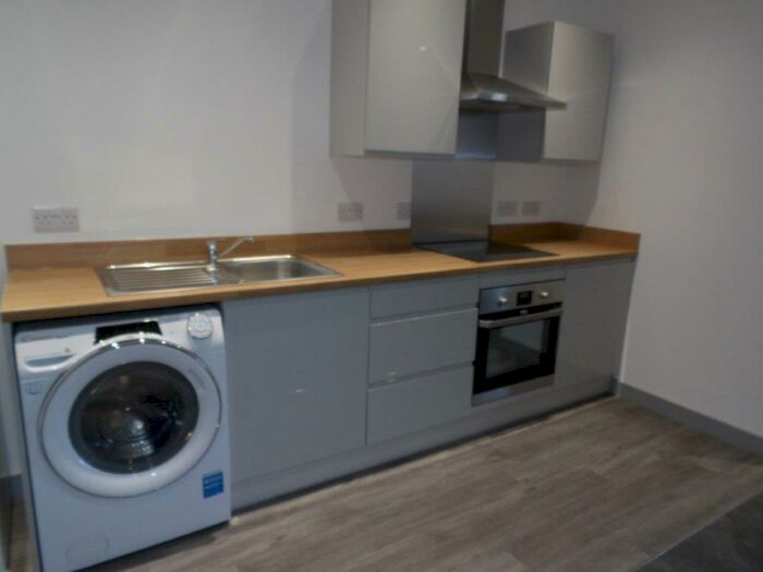 1 Bedroom Apartment To Rent In Customs House, BB1