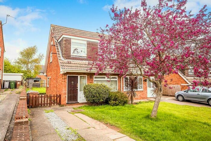 3 Bedroom Semi-Detached House To Rent In Chatsworth Road, Wirral, Merseyside, CH61