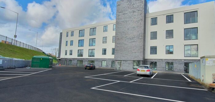 2 Bedroom Apartment To Rent In Farnham Road, Slough, SL1