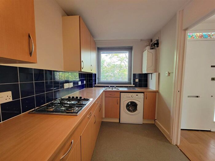 1 Bedroom Flat To Rent In Ringmer Gardens, Hornsey, N19