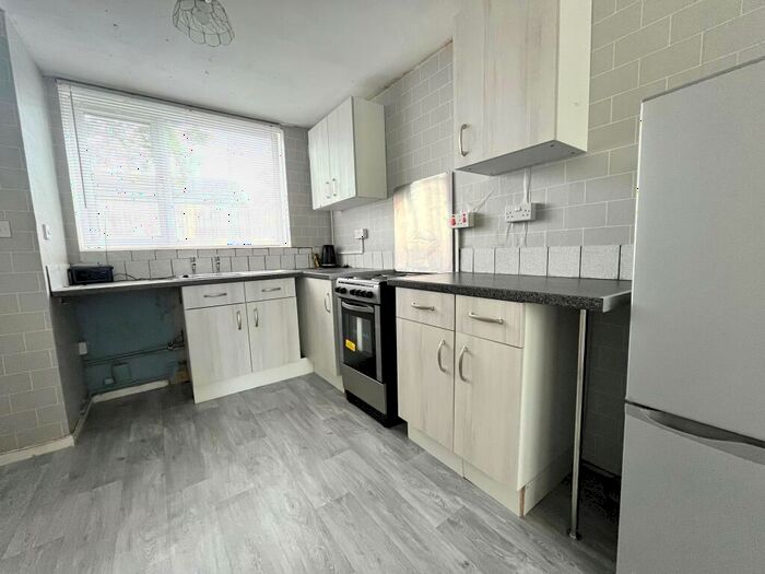 3 Bedroom House To Rent In Frankfort Street, B19