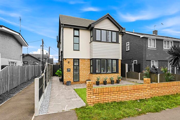 4 Bedroom Detached House For Sale In San Remo Road, Canvey Island, SS8