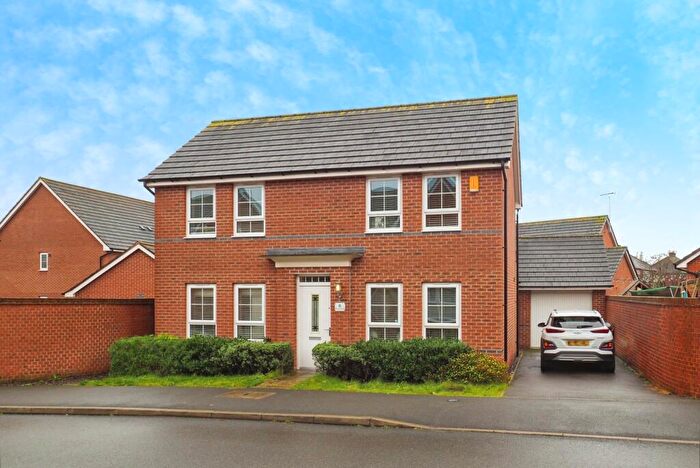 3 Bedroom Detached House For Sale In Paulina Avenue, Hucknall, Nottingham, Nottinghamshire, NG15
