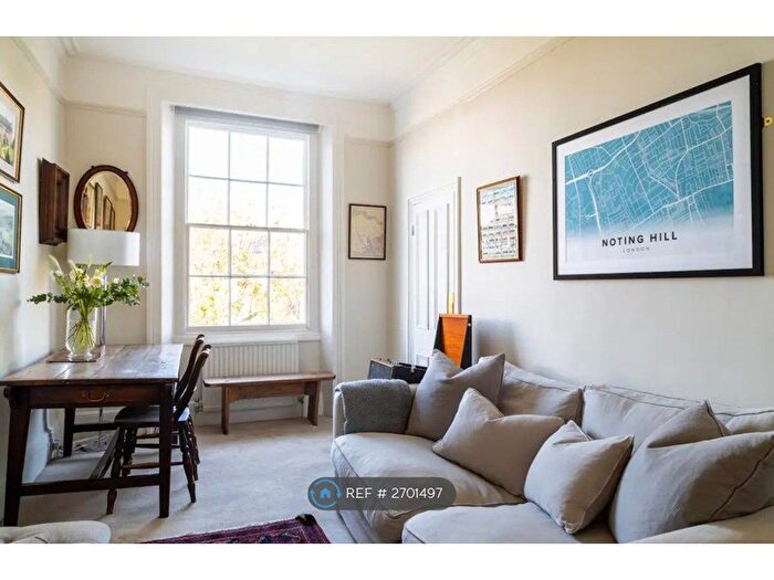 1 Bedroom Flat To Rent In Chepstow Crescent, London, W11