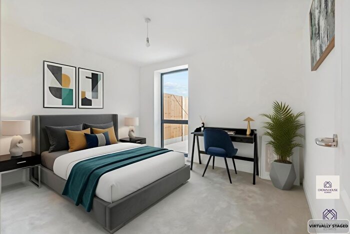 2 Bedroom Flat For Sale In Fairholme Road, Harrow, HA1