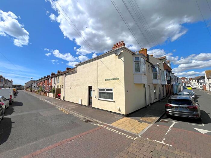 2 Bedroom End Of Terrace House For Sale In Hardwick Street, Weymouth, DT4