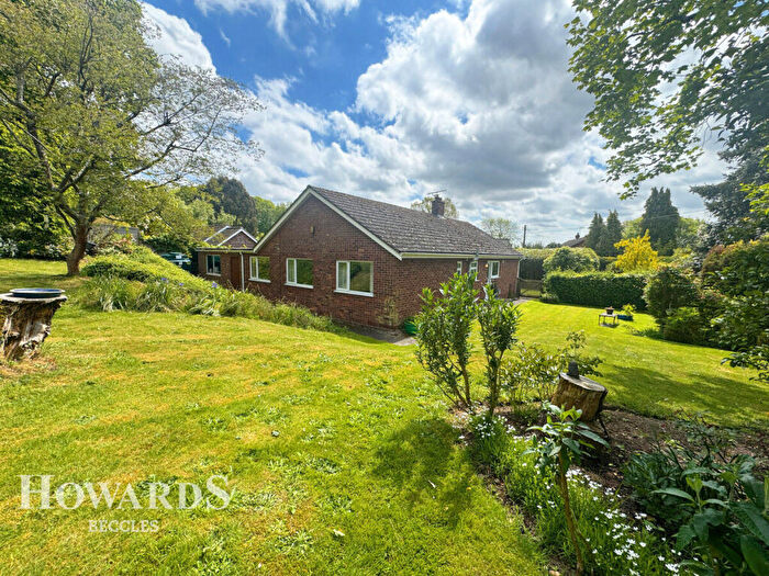 3 Bedroom Detached Bungalow For Sale In Waterloo, Gillingham, Beccles, NR34
