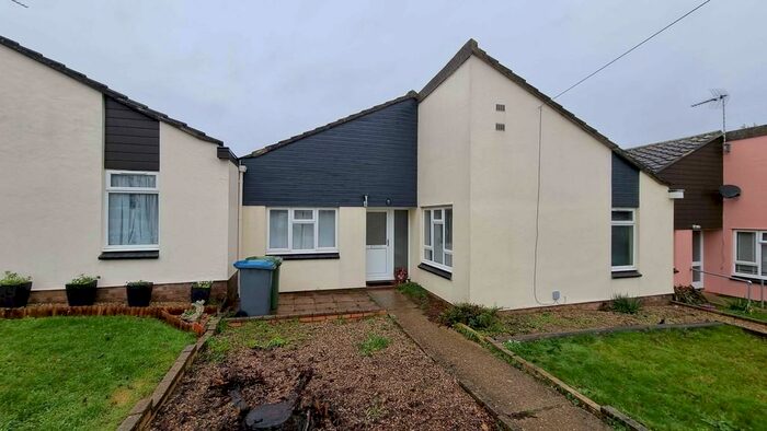 3 Bedroom Terraced Bungalow For Sale In Holland Rise, Huntingfield, IP19