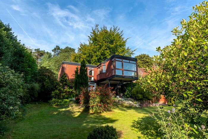 4 Bedroom Detached House To Rent In Hop Gardens, Henley-On-Thames, RG9