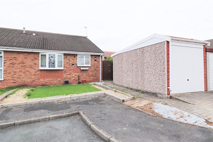 2 Bedroom Property For Sale In Horncastle View, Havercroft, Wakefield, WF4