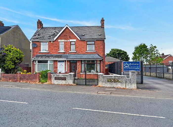 3 Bedroom Semi-Detached House For Sale In Skegoneill Avenue, Belfast, BT15