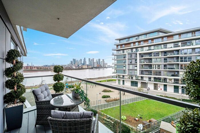 2 Bedroom Flat For Sale In Harrison Walk, Iverson Point, SE10