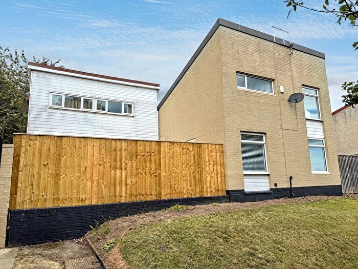 2 Bedroom Semi-Detached House To Rent In Braithwaite Road, Peterlee, SR8