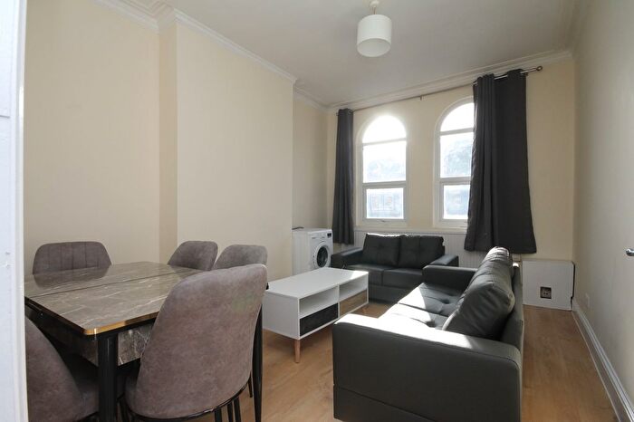 2 Bedroom Flat To Rent In London Road, Sheffield, S2