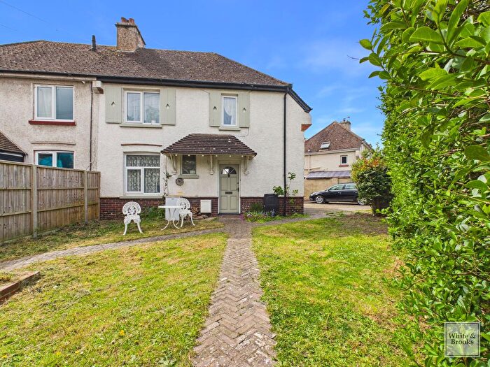 3 Bedroom Semi-Detached House For Sale In Mons Avenue, Bognor Regis, PO21