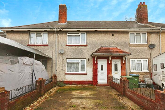 3 Bedroom Terraced House For Sale In Acacia Road, Southampton, Hampshire, SO19