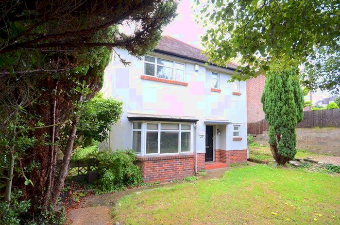 3 Bedroom Detached House To Rent In Mount Pleasant Drive, Bournemouth, BH8