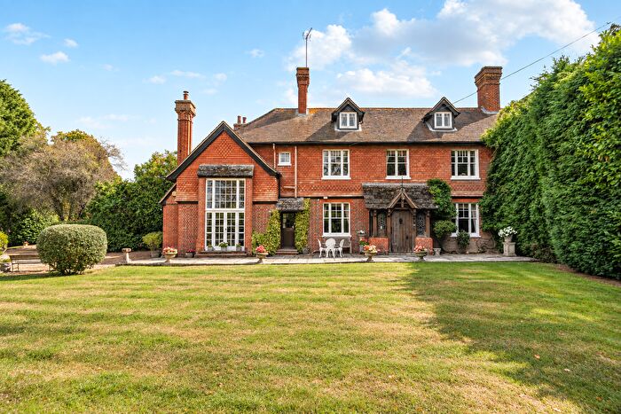 6 Bedroom Detached House For Sale In Broadbridge Heath Road, Horsham, RH12