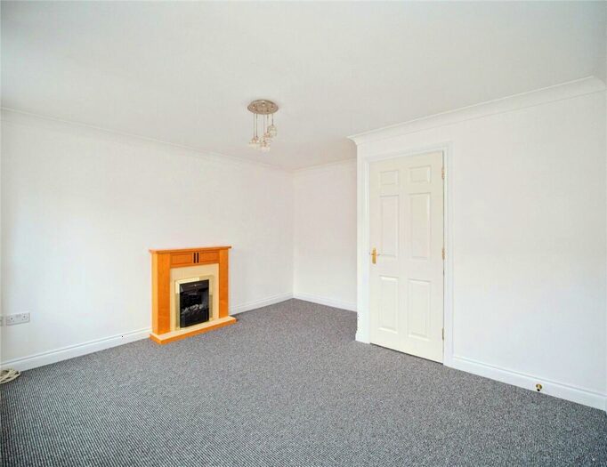4 Bedroom Terraced House To Rent In Britton Gardens, Kingswood, Bristol, BS15