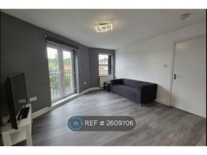 2 Bedroom Flat To Rent In Christopher Road, Leeds, LS6