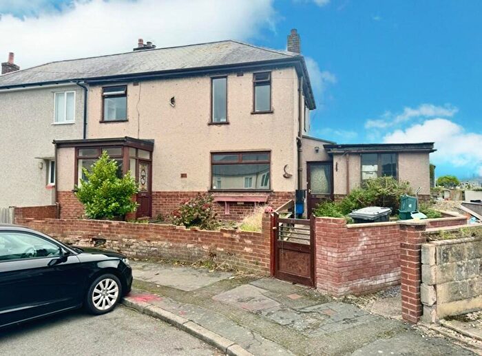 3 Bedroom House For Sale In Maes Hyfryd, Glan Conwy, Colwyn Bay, LL28