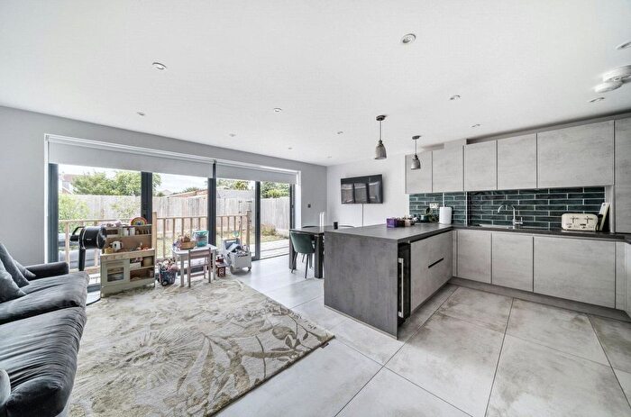 4 Bedroom Semi-Detached House To Rent In Princes Close, Eton Wick, Windsor, SL4