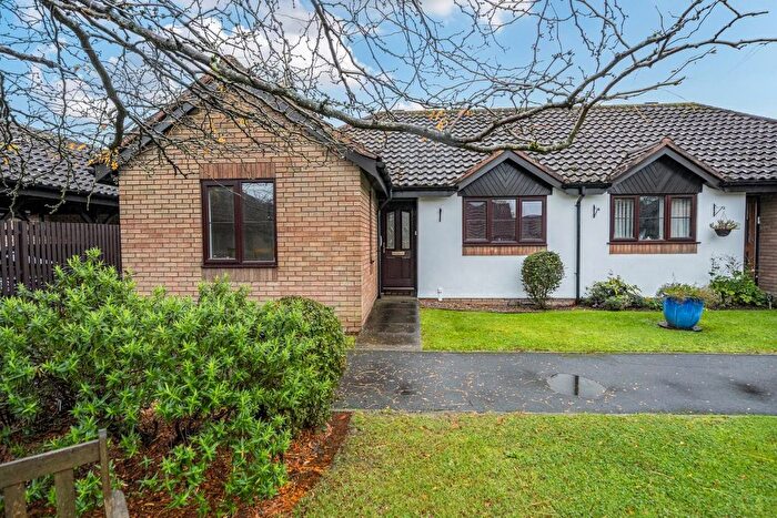 2 Bedroom Bungalow For Sale In Meridian Court, Ashford, TN23