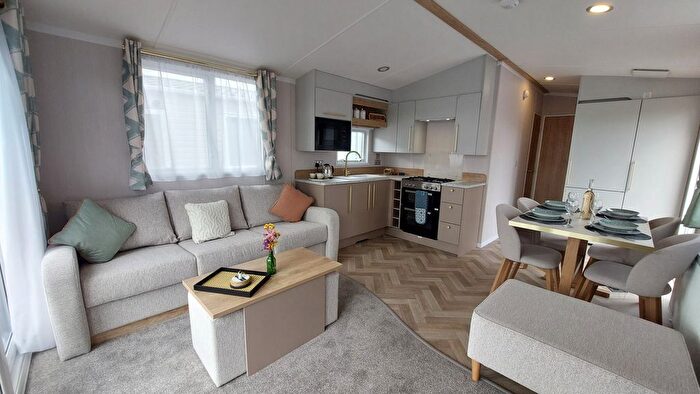 2 Bedroom Park Home For Sale In Polperro Holiday Park, Polperro Rd Looe, PL13