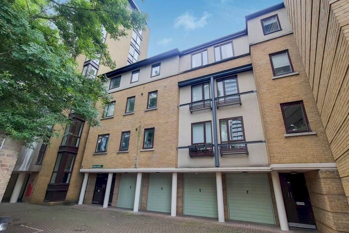 3 Bedroom Flat To Rent In Arran House, Docklands, London, E14