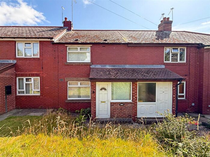 3 Bedroom Terraced House For Sale In Main Street, Grenoside, S35