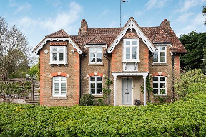 4 Bedroom Detached House For Sale In Back Lane, Letchmore Heath, Watford, WD25