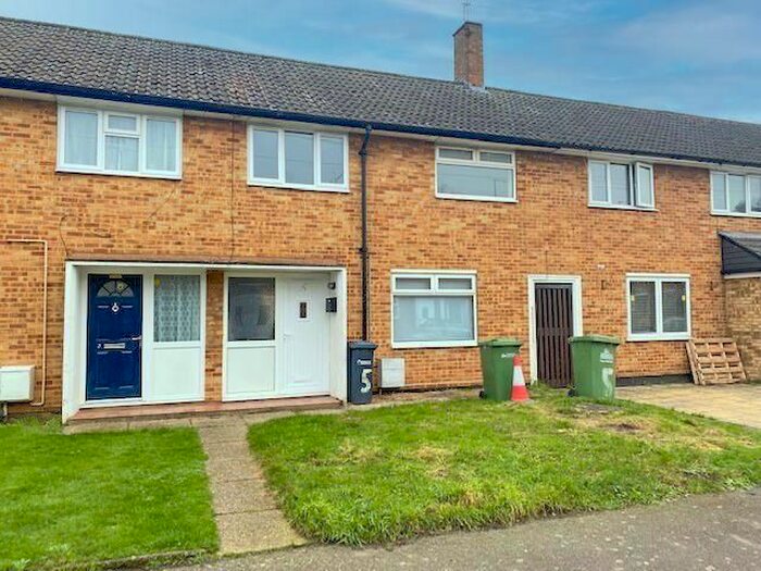 3 Bedroom Terraced House To Rent In Birchfield Road, Cheshunt, Herts EN8